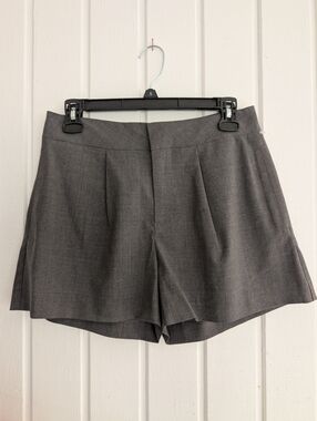 Outerknown Botto Giuseppe Virgin Wool Shorts Gray Women's size 4 NWT